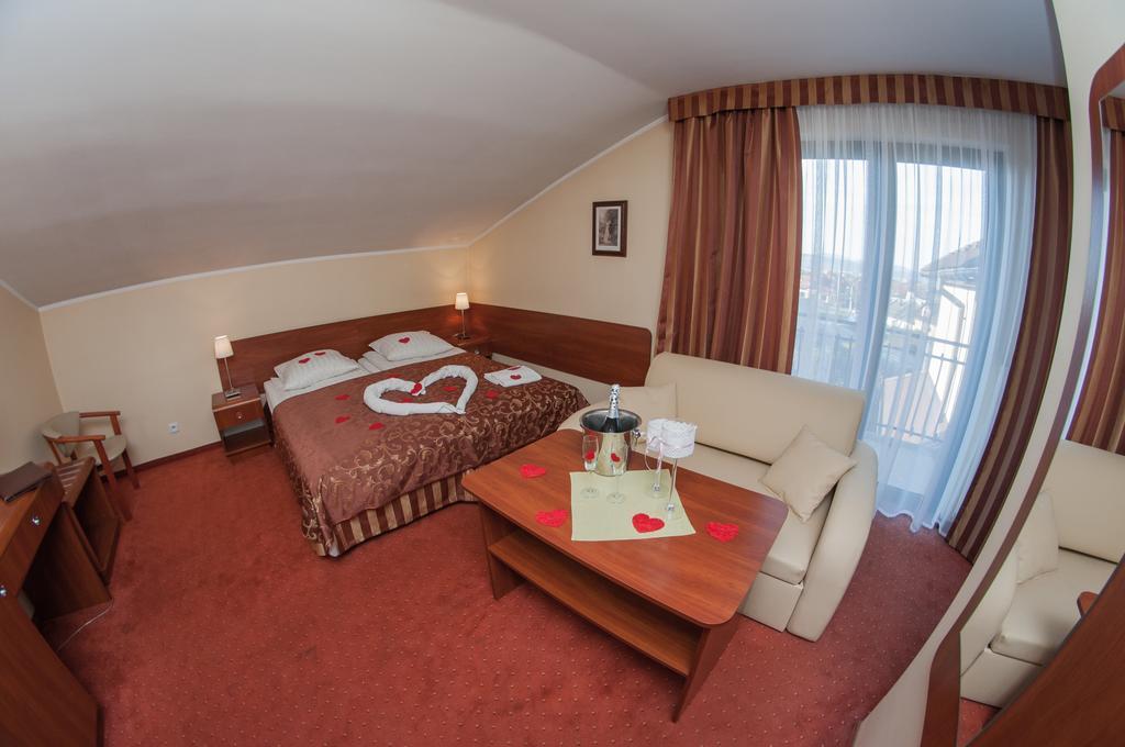 Hotel Rypsowka Новы Сонч Экстерьер фото